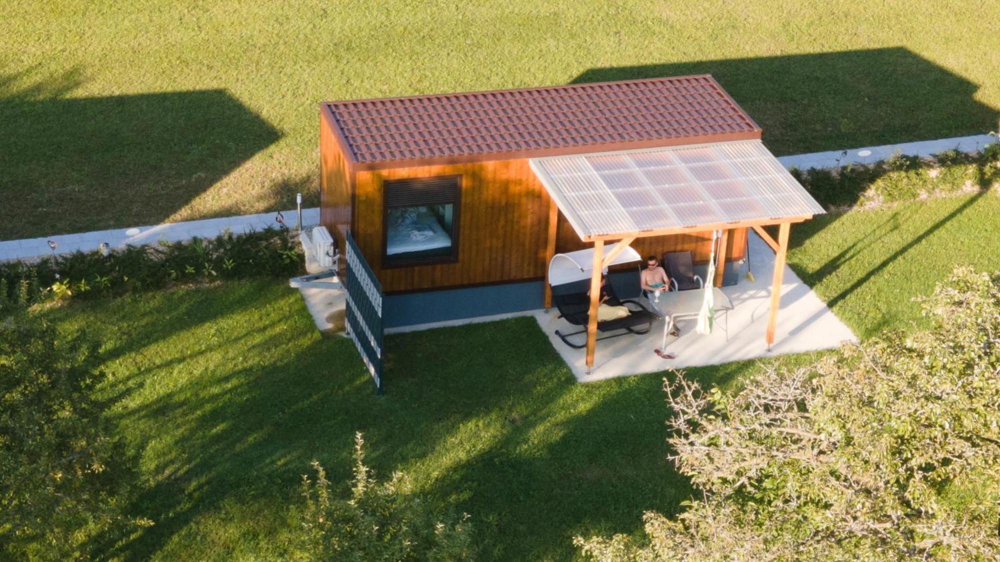 Апартаменты Tiny House Birner Ertl Экстерьер фото